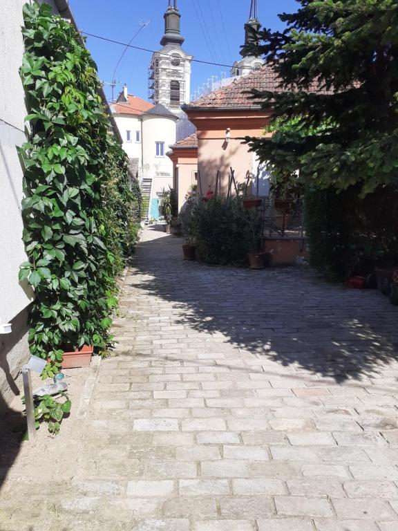 O edifício onde o apartamento está situado