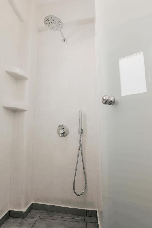 Eternity Suites Santorini - 12