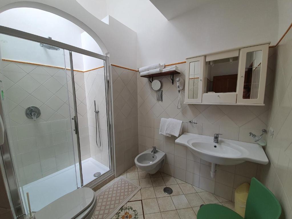 Koupelna v ubytování Villa Celentano