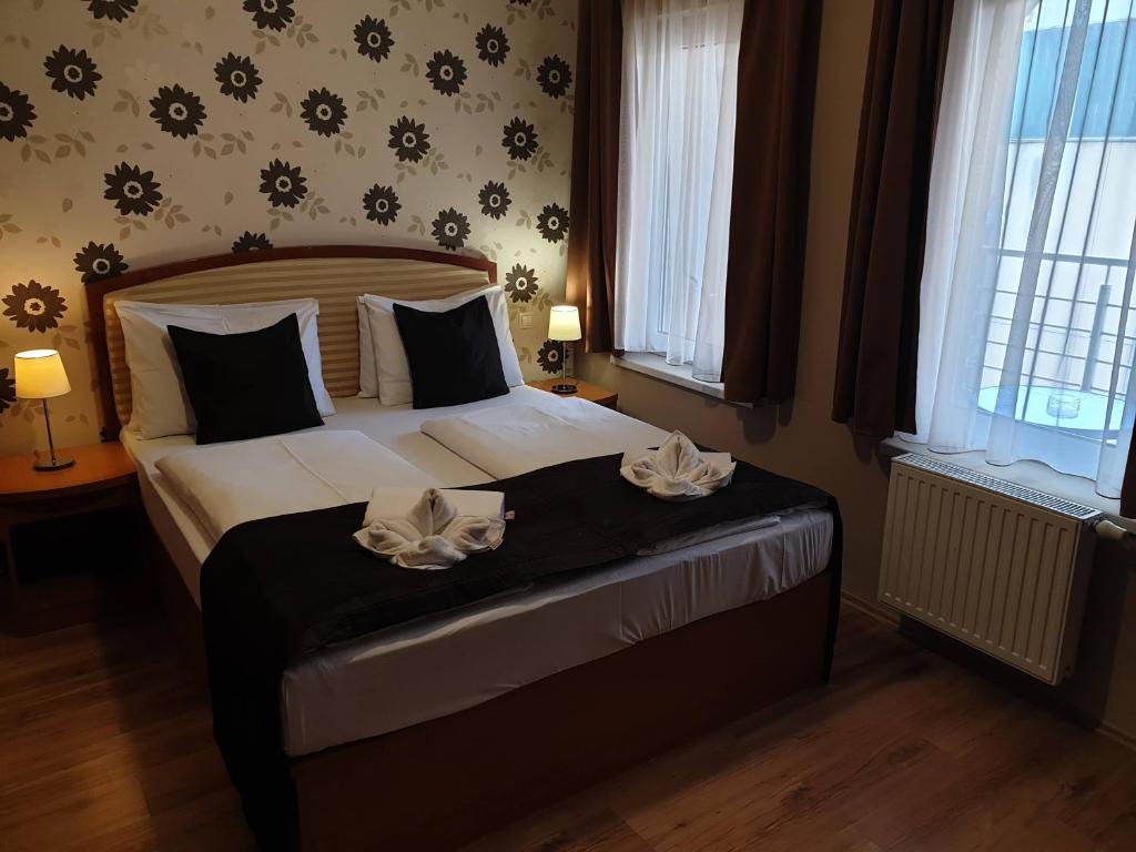 Six Inn Hotel Budapest - Resim 33