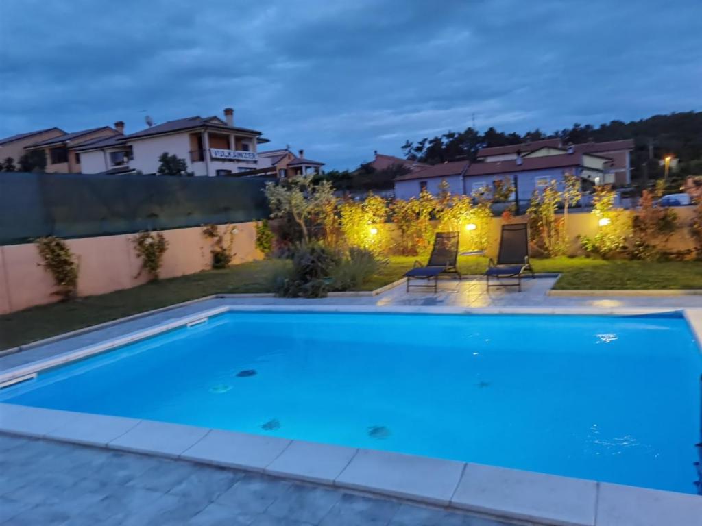 Bazén v ubytovaní Family house Hana alebo v jeho blízkosti