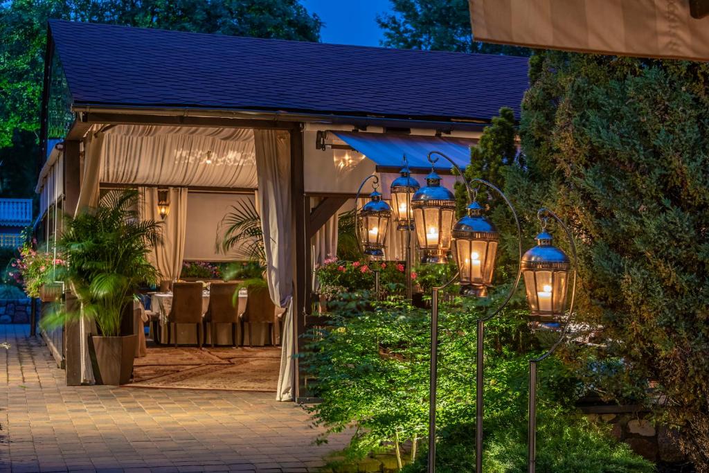 Zahrada ubytování Hotel Pušų paunksnėje
