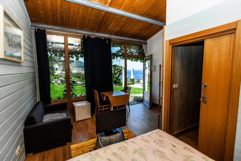 Hotel Villa Itsaso - Double Or Twin Room With Partial Sea View