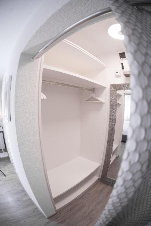 Fotografie z fotogalerie ubytování CityApartment K1 KLIMATISIERT v destinaci Friedrichshafen