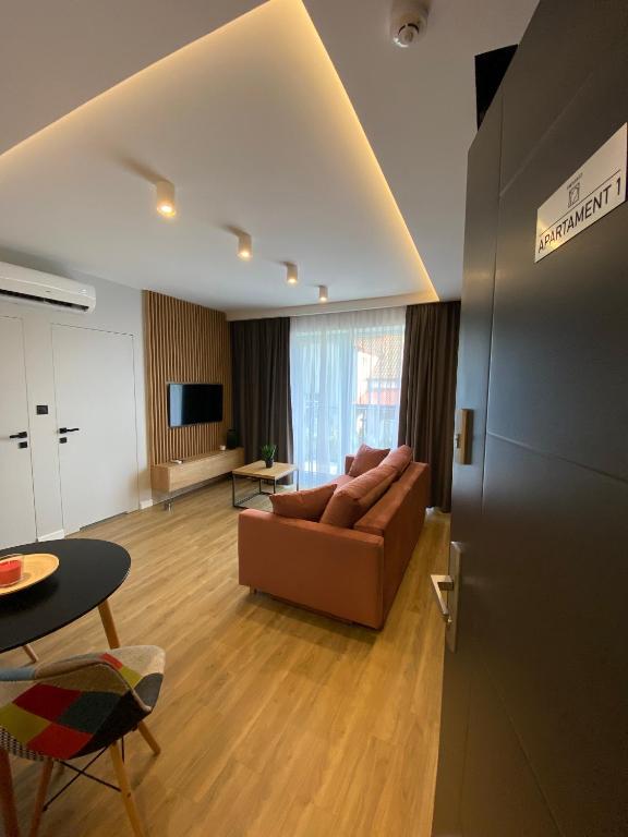 Willa KWADRAT 12 - 1