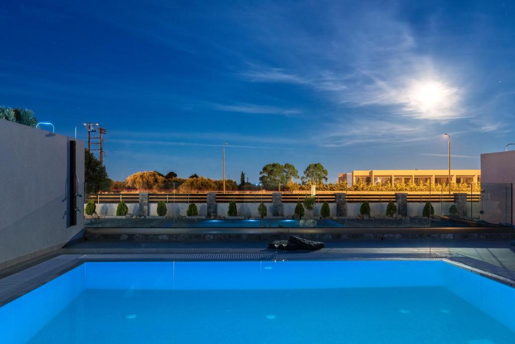 The swimming pool at or close to Armonia Suites