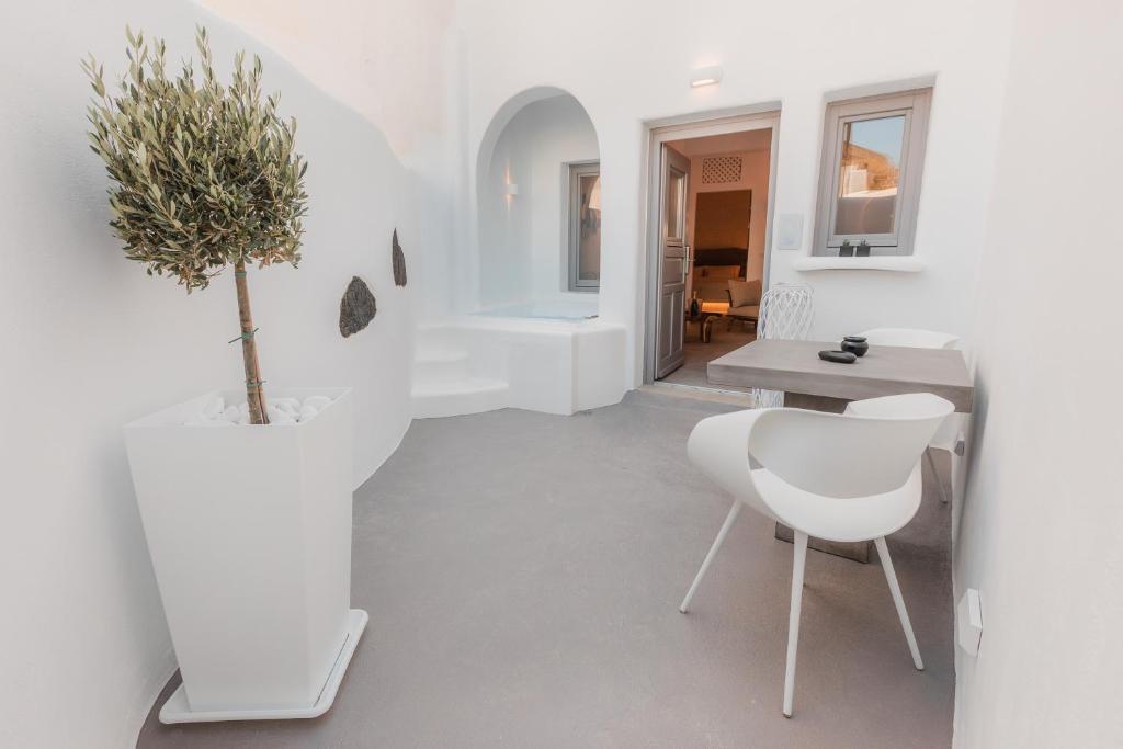 Posezení v ubytování Eternity Suites Santorini