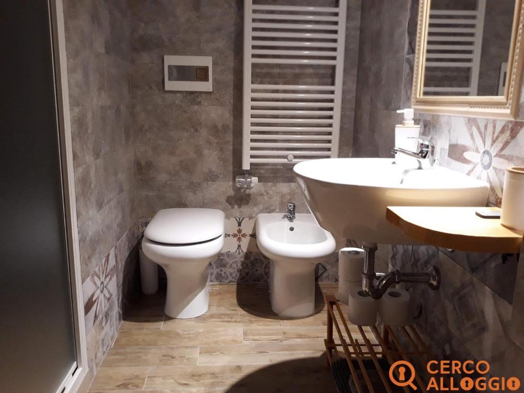 Koupelna v ubytování Elim Suite & Rooms