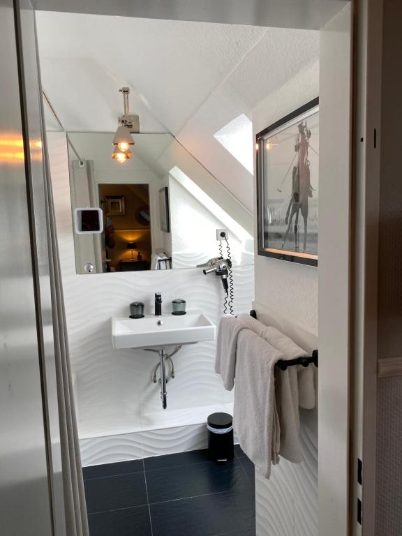 Boutique Hotel Villa Sarah - Resim 3