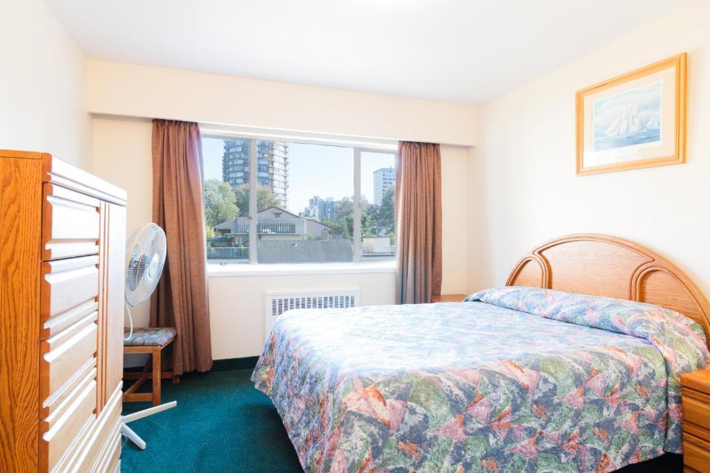 English Bay Hotel - Resim 20