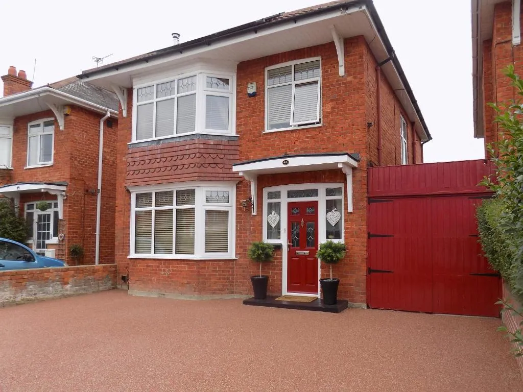 Warmways, Bournemouth, United Kingdom