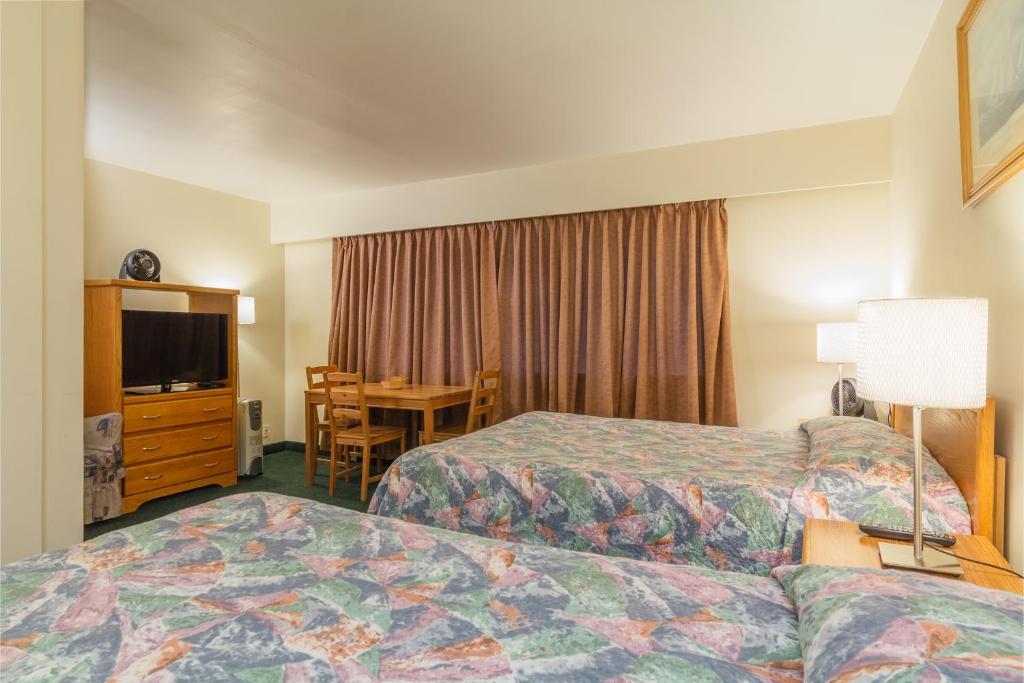 English Bay Hotel - Resim 15