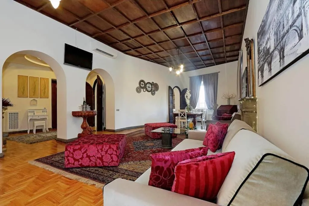 Parioli Avenue, Roma, Italia