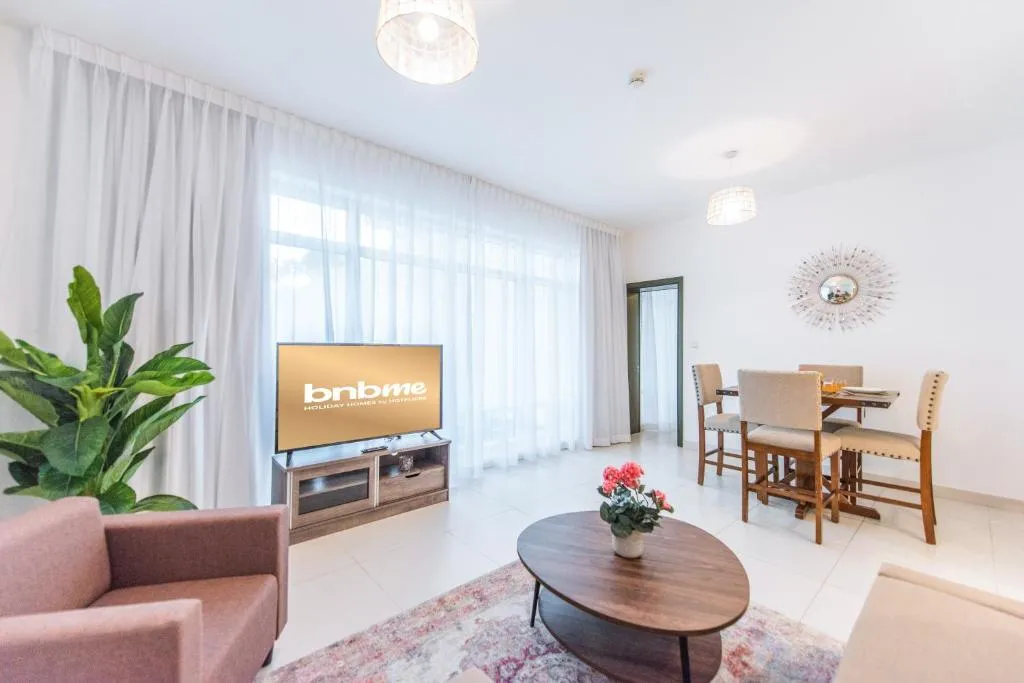 1B-LoftC-104 by bnbmehomes, Dubai, Emiratele Arabe Unite
