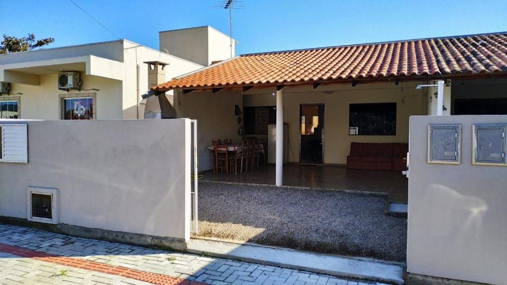  Casa em Bombinhas Praia de Zimbros para 7 pessoas