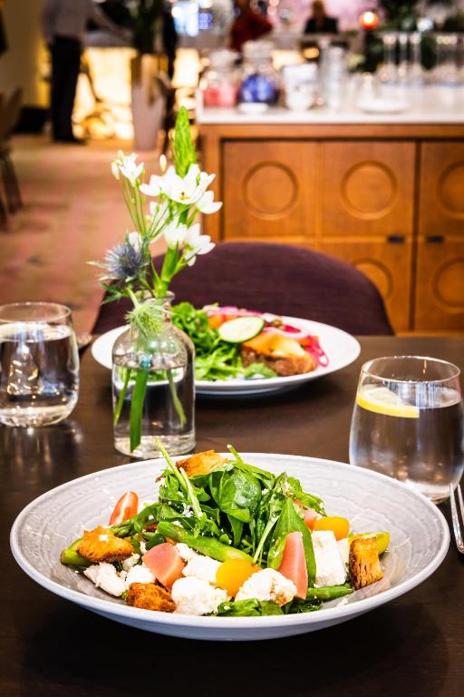 Hotel Amsterdam De Roode Leeuw - Resim 11