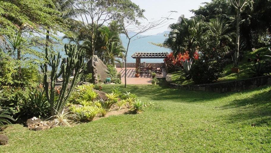  Linda Costeira Praia do Julião - Ilhabela