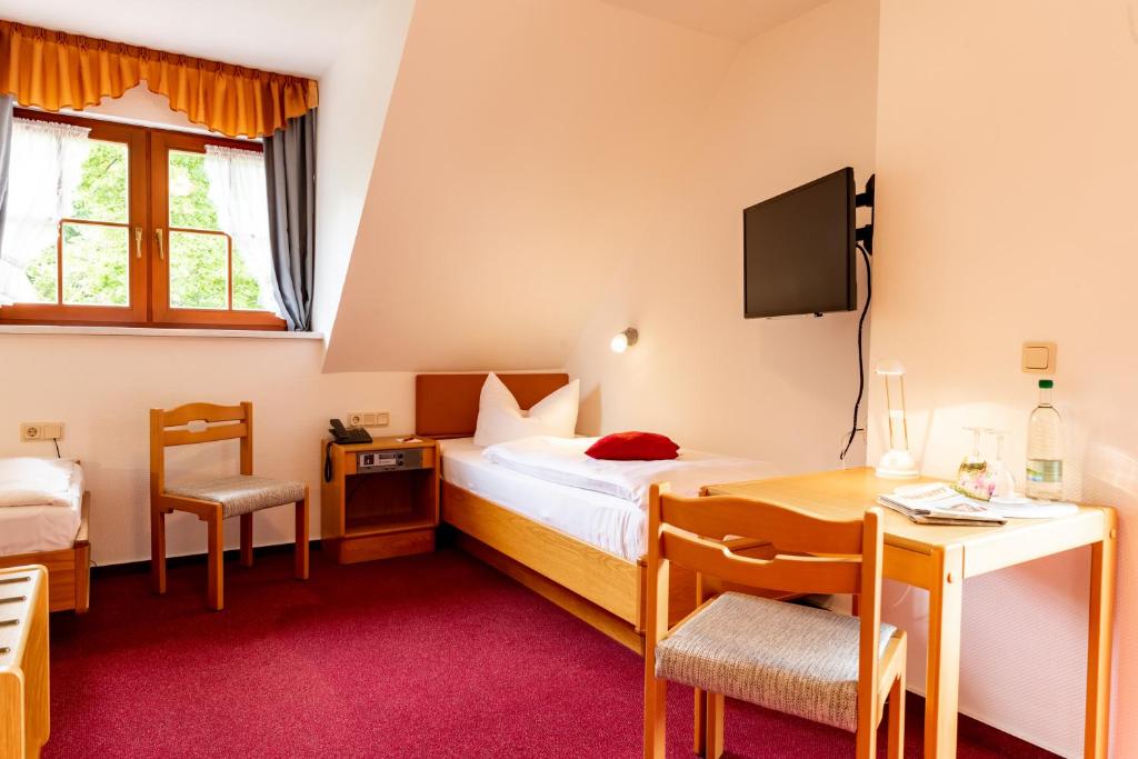 Hotel & Restaurant Lengefelder Warte - Eenpersoonskamer