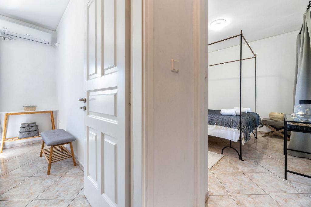A bed or beds in a room at Daphne's Lux Villa