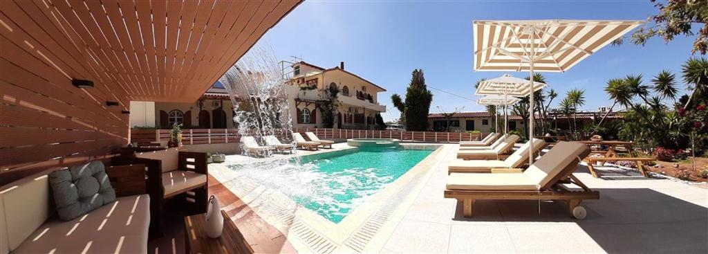The swimming pool at or close to Athina Apartments