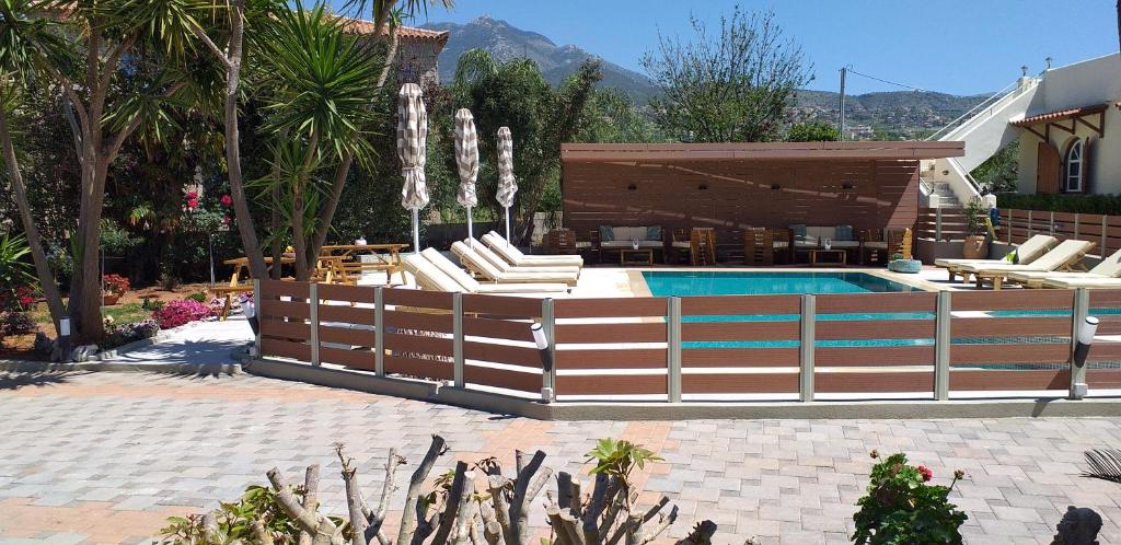 The swimming pool at or close to Athina Apartments