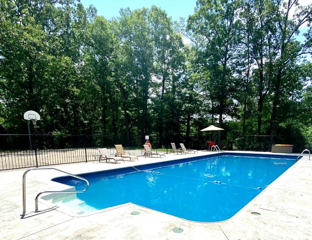 Resort The Camp At Lake Wappapello, MO