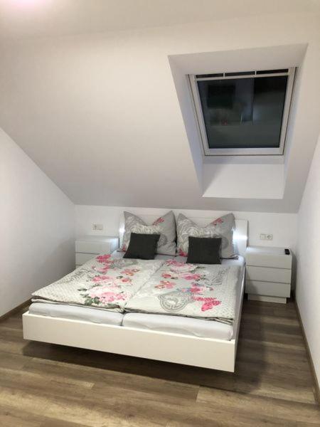 Postel nebo postele na pokoji v ubytování Living Apartment
