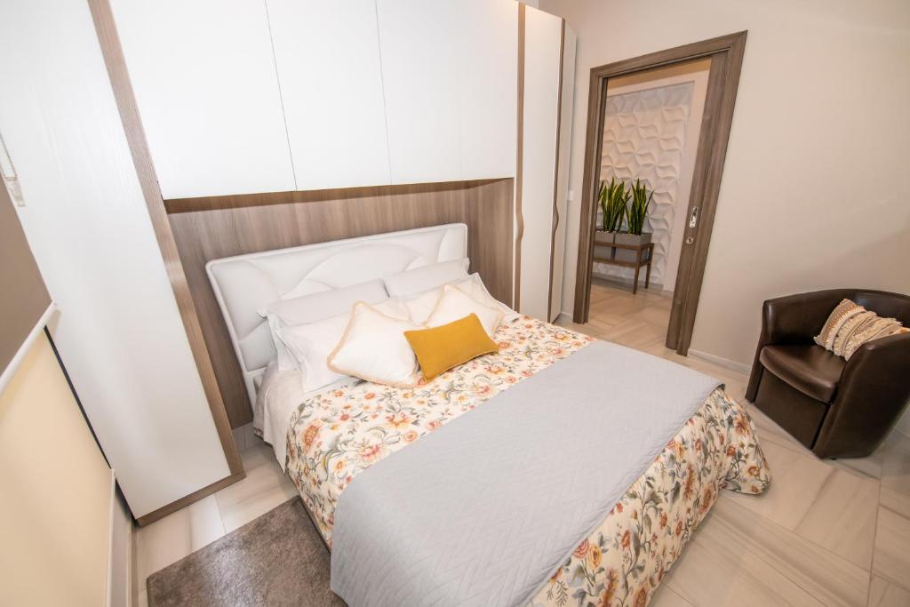 Artist Terrace Apartments - 6