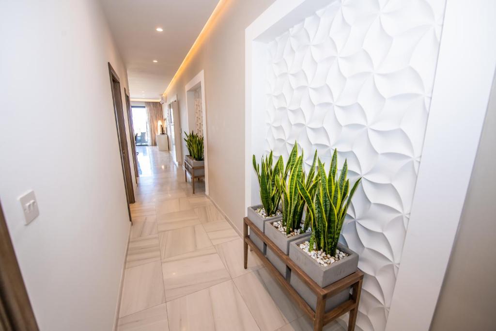 Artist Terrace Apartments - 10