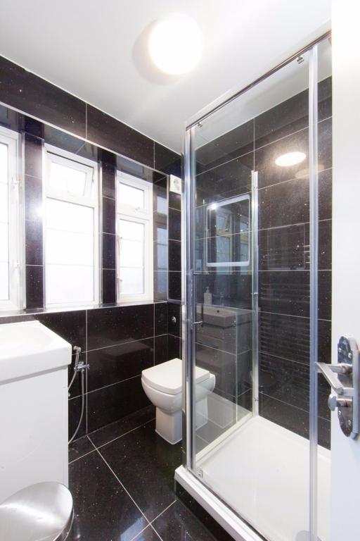 Bright luxury 2 bedroom apartment in London