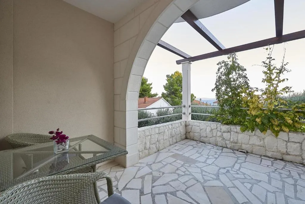 Apartment Mavarstica 17803a, Trogir, Croaţia