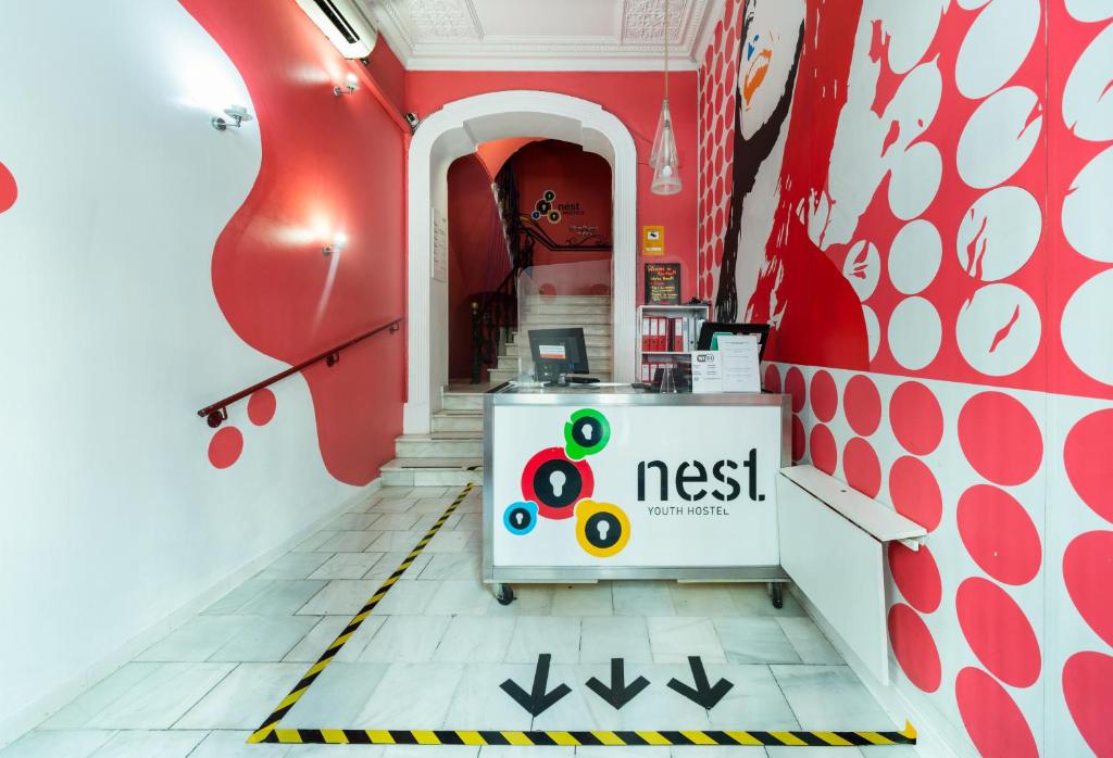 Certifikát, hodnocení, plakát nebo jiný dokument vystavený v ubytování Red Nest Hostel