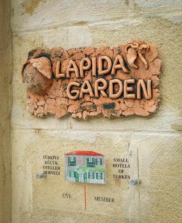 Certifikát, hodnocení, plakát nebo jiný dokument vystavený v ubytování Lapida Garden