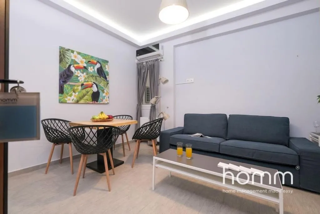 Stylish homm 1BD Apartment in Agiou Louka str 4ppl, Athens, Greece