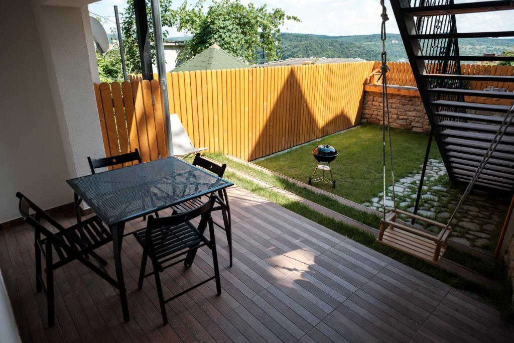 Parveke tai terassi majoituspaikassa Tarno Guest House