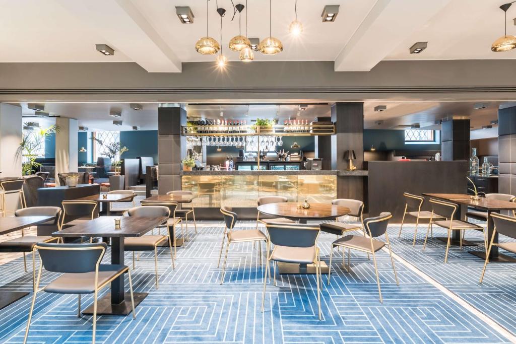 Restaurace v ubytování Radisson Blu Plaza Hotel, Helsinki