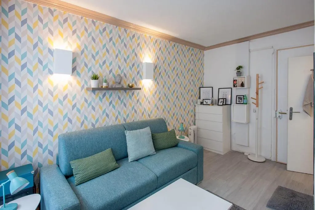 Charming studio at the foot of MONTMARTRE, Paris, Franţa