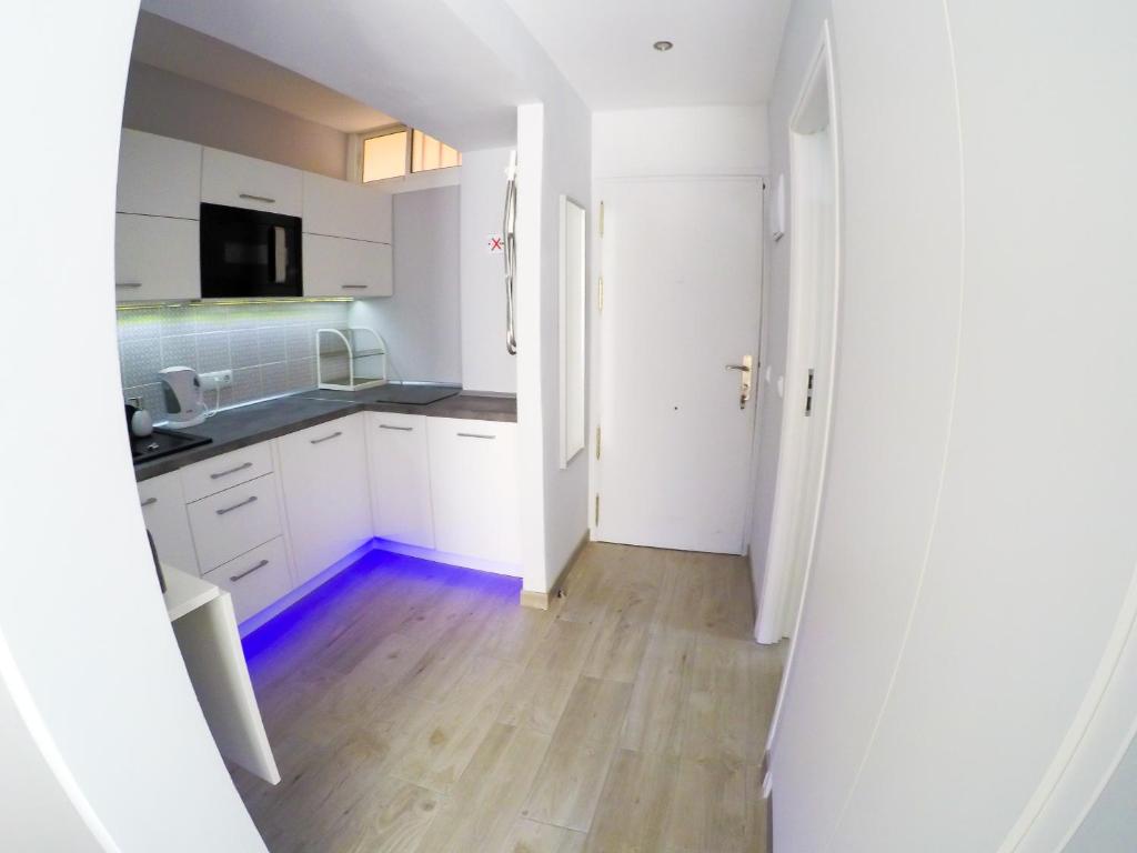Kuchyňa alebo kuchynka v ubytovaní Casa de Locos