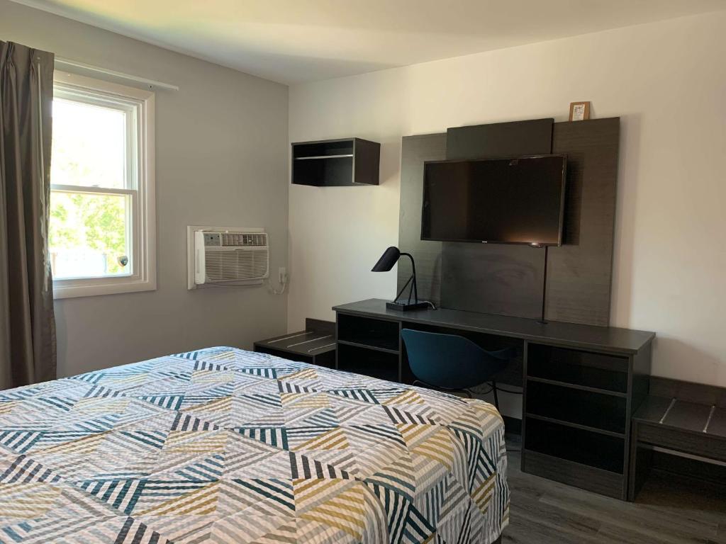 Studio 6 Rockford - Deluxe King Room - Non-fumeur