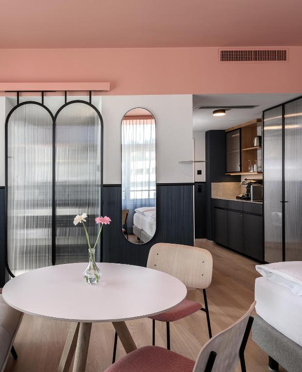 Kuchyň nebo kuchyňský kout v ubytování Sorell Hotel City Weissenstein - Boutique Hotel