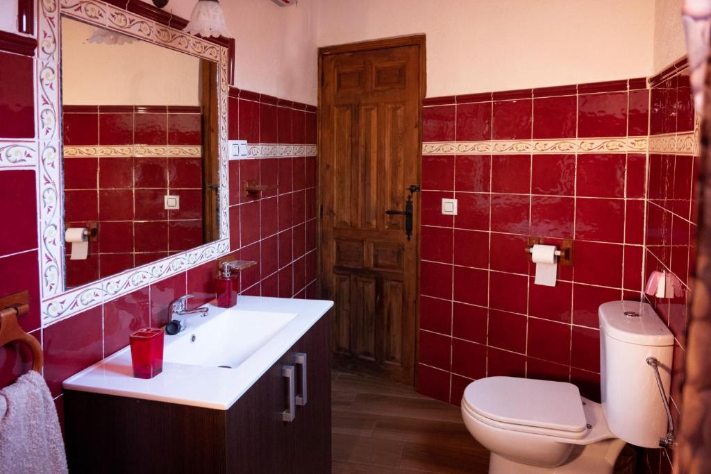 Koupelna v ubytování Casa Rural los Enebros
