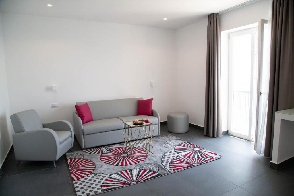 Posezení v ubytování GRAND HOTEL SERAPIDE