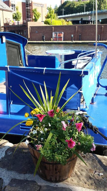 Houseboat Hotels - Houseboat - Laila Mai