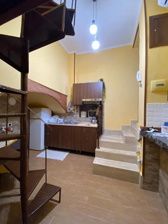 Mini Flat, Napoli, Italia