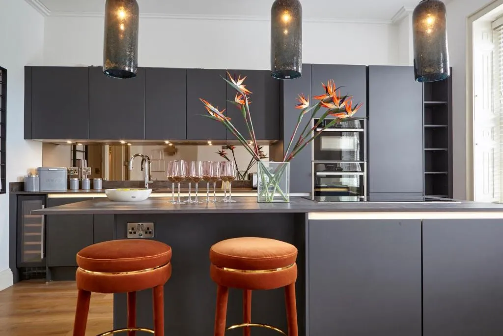 Redcliffe Parade - Your Apartment, Bristol, United Kingdom