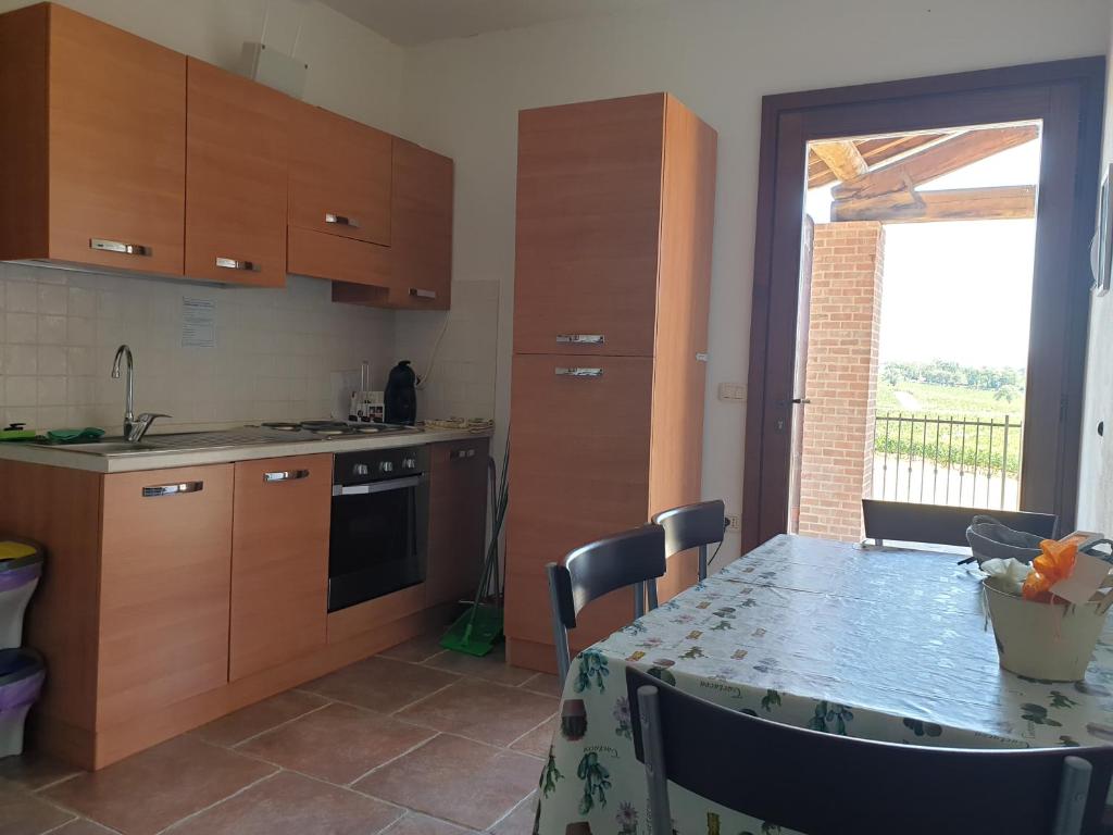 Kuchyň nebo kuchyňský kout v ubytování Agriturismo Diaccialone