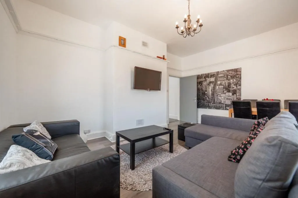 Abingdon Street Sasco Apartments Peaky Blinders and Love Island Suite, Blackpool, United Kingdom
