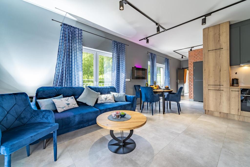 Kuchyňa alebo kuchynka v ubytovaní Apartamenty Pod Gondola Świeradów