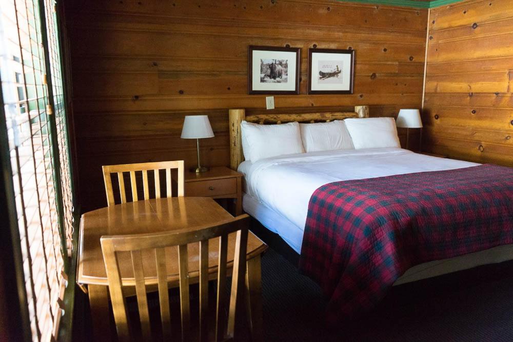 Shaver Lake Village Hotel, Shaver Lake – Updated 2023 Prices
