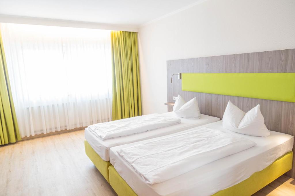 Das Ebertor - Hotel & Hostel - Large Double Room